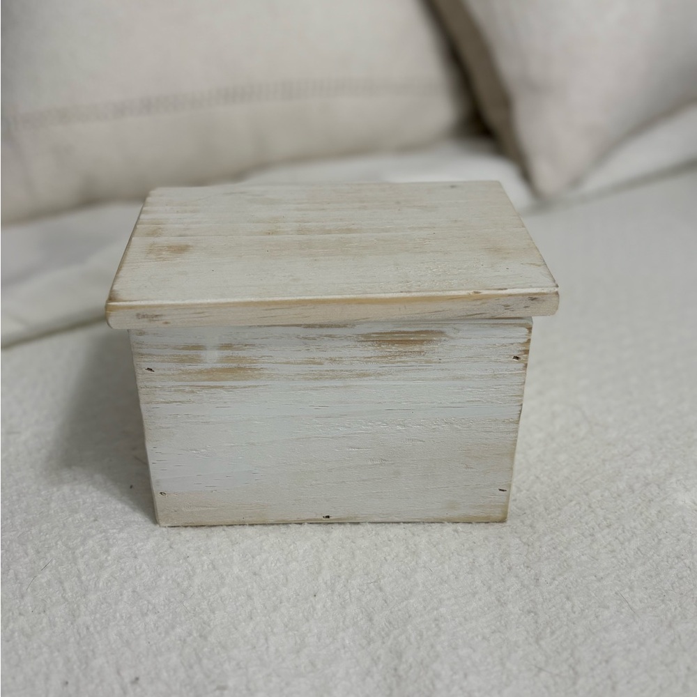 Wooden Recipe Box with Script Text - Picture 3 of 4